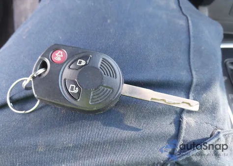 2018 Ford Escape Se из США, поврежденный, VIN 1FMCU9GD4JUA11734